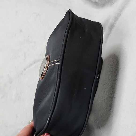 Dooney & Bourke Wayfarer Nylon Hobo shoulder bag - Picture 3 of 7